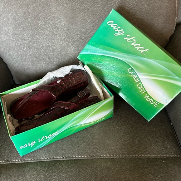 Easy Street Comfort Wave Womens Shoes Size 9.5 - Picture 2 of 13